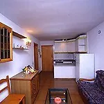 Apartamentos Decathlon Apartment *